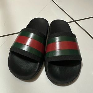 Used , great conditions, size #32 kids,